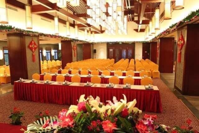 Suzhou Hanyuan Yacht&Resort Hotel Esterno foto